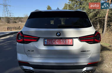 Позашляховик / Кросовер BMW X3 2022 в 