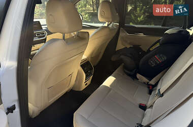 Позашляховик / Кросовер BMW X3 2022 в 