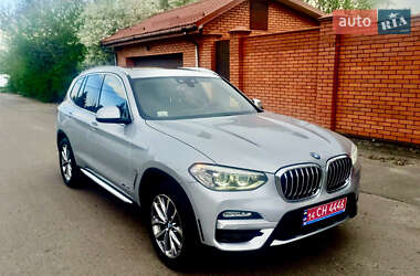 Внедорожник / Кроссовер BMW X3 2018 в 