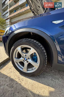Позашляховик / Кросовер BMW X3 2011 в 