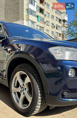 Позашляховик / Кросовер BMW X3 2011 в 