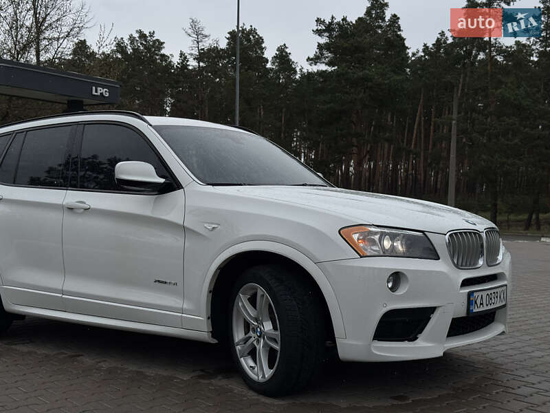 Внедорожник / Кроссовер BMW X3 2014 в Киеве