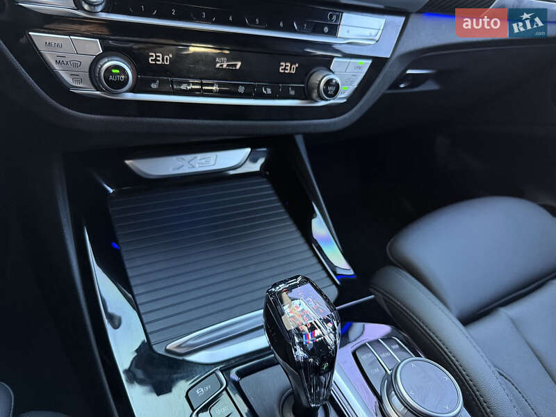 Позашляховик / Кросовер BMW X3 2021 в Шепетівці