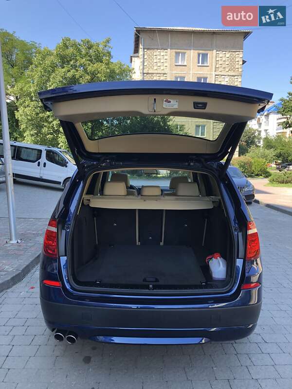 Внедорожник / Кроссовер BMW X3 2012 в Надворной