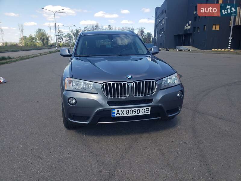 Внедорожник / Кроссовер BMW X3 2012 в 