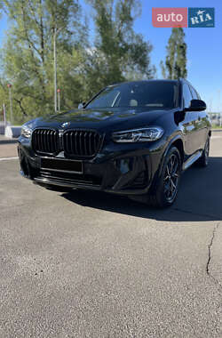 Позашляховик / Кросовер BMW X3 2022 в 