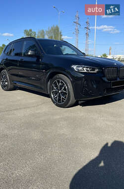 Позашляховик / Кросовер BMW X3 2022 в 