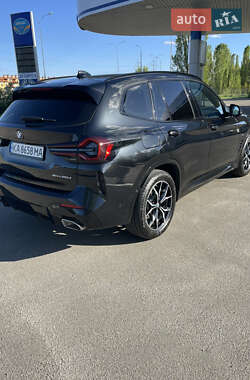 Позашляховик / Кросовер BMW X3 2022 в 