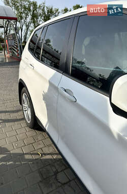 Позашляховик / Кросовер BMW X3 2012 в 