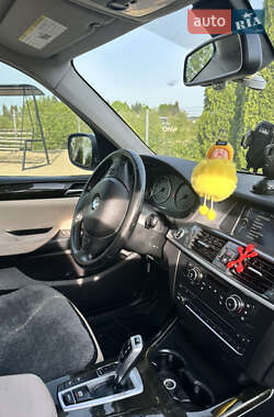 Позашляховик / Кросовер BMW X3 2012 в 