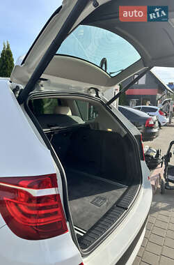 Позашляховик / Кросовер BMW X3 2012 в 