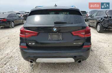 Позашляховик / Кросовер BMW X3 2018 в 