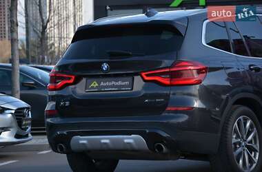 Внедорожник / Кроссовер BMW X3 2019 в 