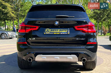 Позашляховик / Кросовер BMW X3 2018 в 