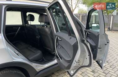 Внедорожник / Кроссовер BMW X3 2004 в 