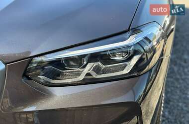 Позашляховик / Кросовер BMW X3 2022 в 