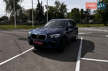 Позашляховик / Кросовер BMW X3 2021 в 