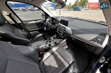 Позашляховик / Кросовер BMW X3 2021 в 