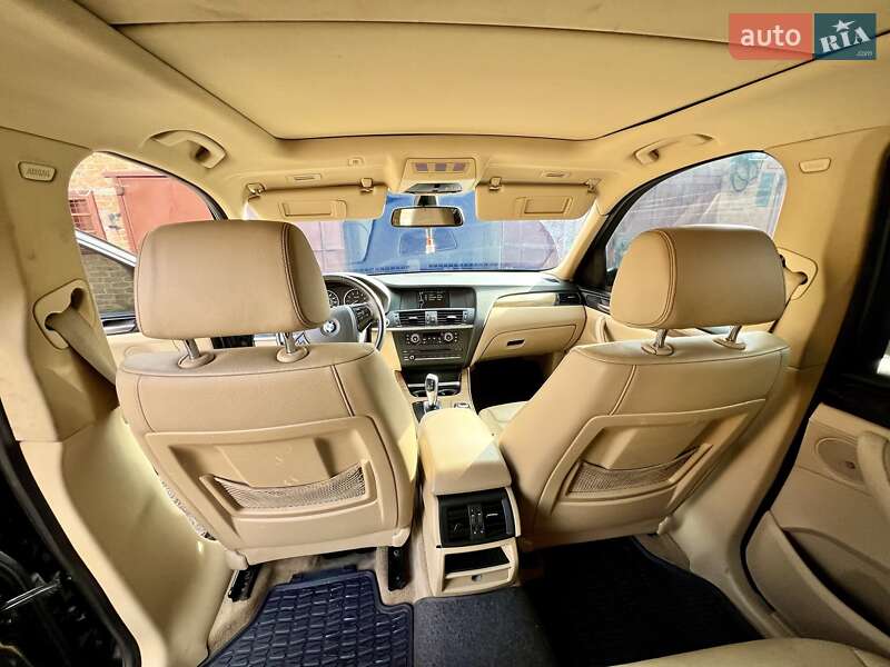 Внедорожник / Кроссовер BMW X3 2011 в Киеве
