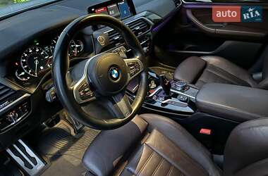 Позашляховик / Кросовер BMW X3 2018 в 