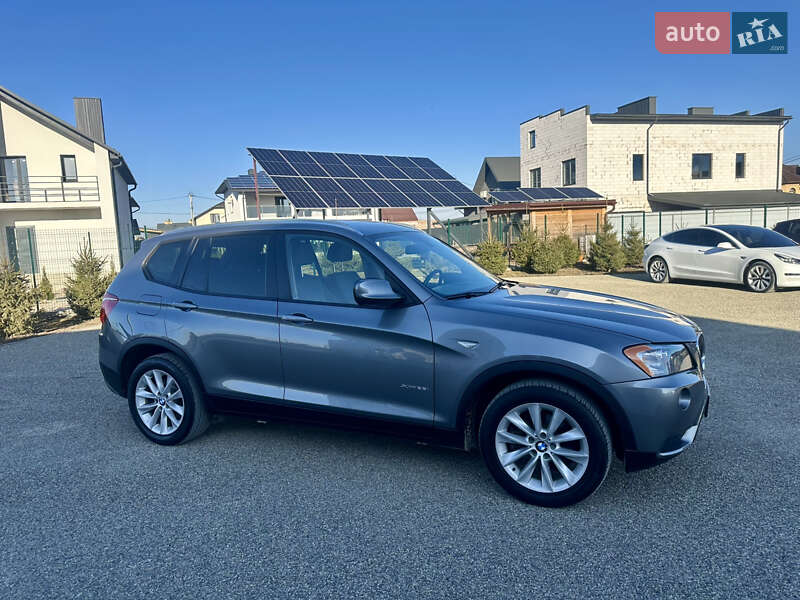Позашляховик / Кросовер BMW X3 2012 в 