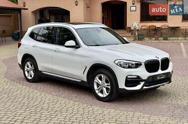 Позашляховик / Кросовер BMW X3 2018 в 