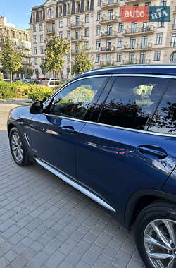 Внедорожник / Кроссовер BMW X3 2017 в 