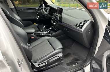Внедорожник / Кроссовер BMW X3 2020 в 