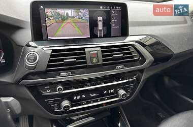 Внедорожник / Кроссовер BMW X3 2020 в 