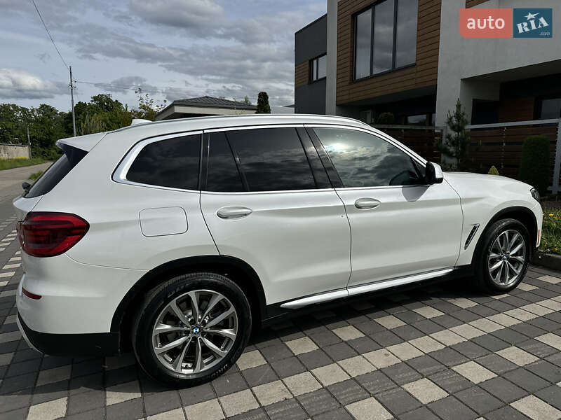 Внедорожник / Кроссовер BMW X3 2018 в Стрые