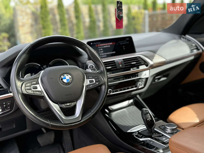 Внедорожник / Кроссовер BMW X3 2018 в Стрые