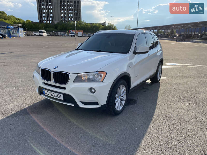 Внедорожник / Кроссовер BMW X3 2012 в 
