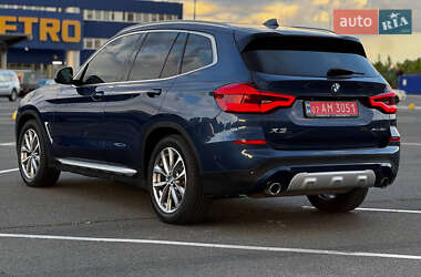 Позашляховик / Кросовер BMW X3 2018 в 