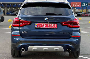 Позашляховик / Кросовер BMW X3 2018 в 