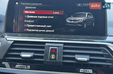 Позашляховик / Кросовер BMW X3 2018 в 