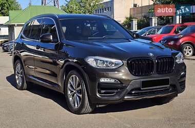 Внедорожник / Кроссовер BMW X3 2018 в 