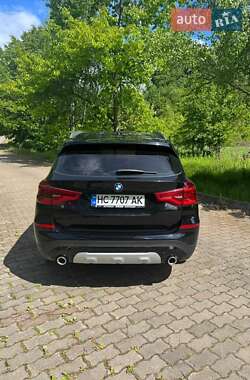 Внедорожник / Кроссовер BMW X3 2018 в 