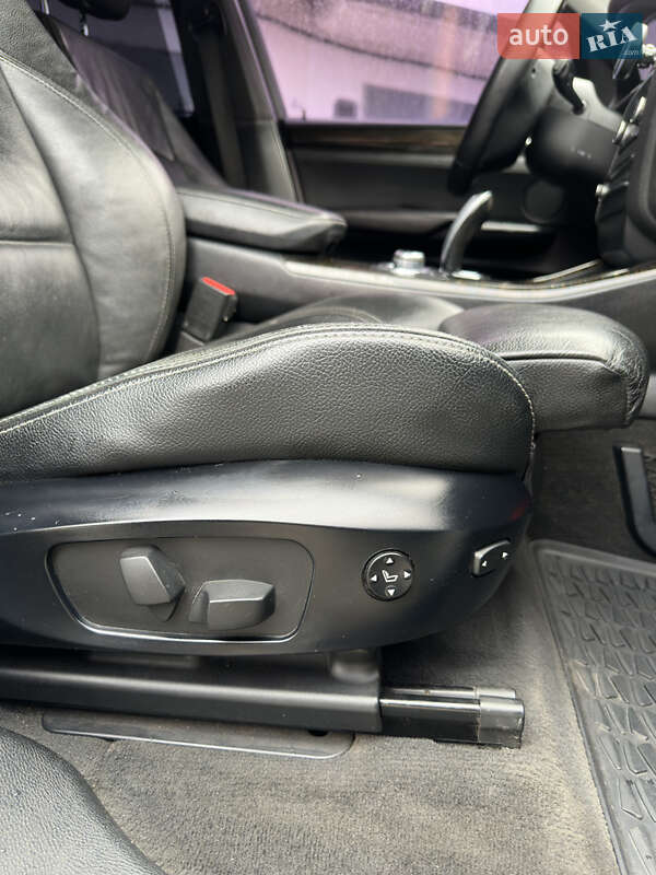Внедорожник / Кроссовер BMW X3 2011 в Нетешине