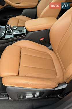 Внедорожник / Кроссовер BMW X3 2021 в 
