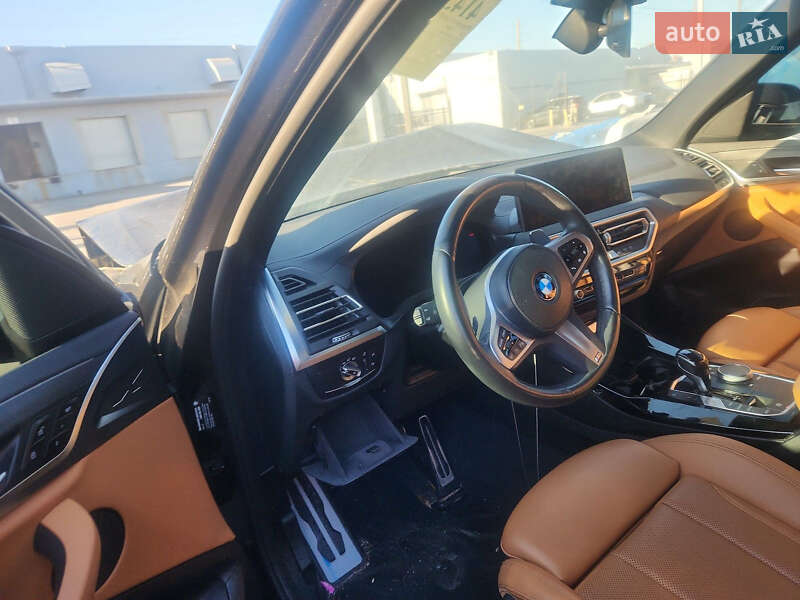 Внедорожник / Кроссовер BMW X3 2022 в 