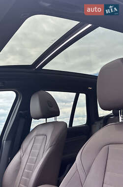 Позашляховик / Кросовер BMW X3 2023 в 