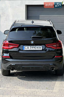 Внедорожник / Кроссовер BMW X3 2019 в 