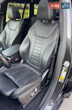 Внедорожник / Кроссовер BMW X3 2021 в 