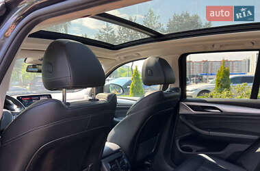 Позашляховик / Кросовер BMW X3 2018 в 
