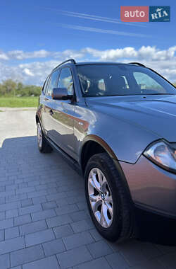 Внедорожник / Кроссовер BMW X3 2009 в 