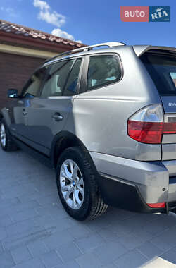 Внедорожник / Кроссовер BMW X3 2009 в 