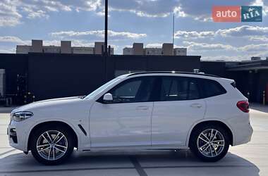 Внедорожник / Кроссовер BMW X3 2018 в 