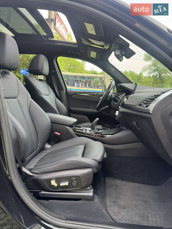 Внедорожник / Кроссовер BMW X3 2020 в Львове
