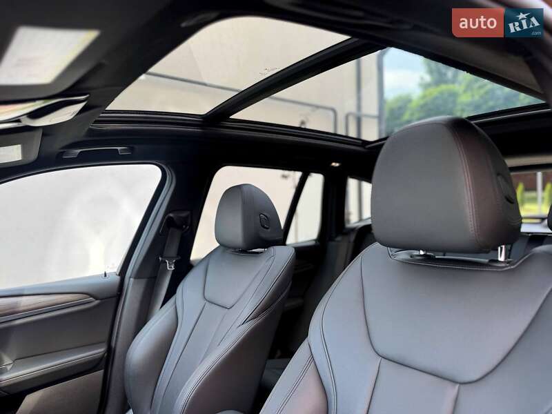Внедорожник / Кроссовер BMW X3 2019 в Ровно