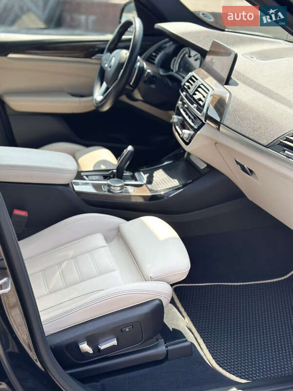 Позашляховик / Кросовер BMW X3 2018 в Києві